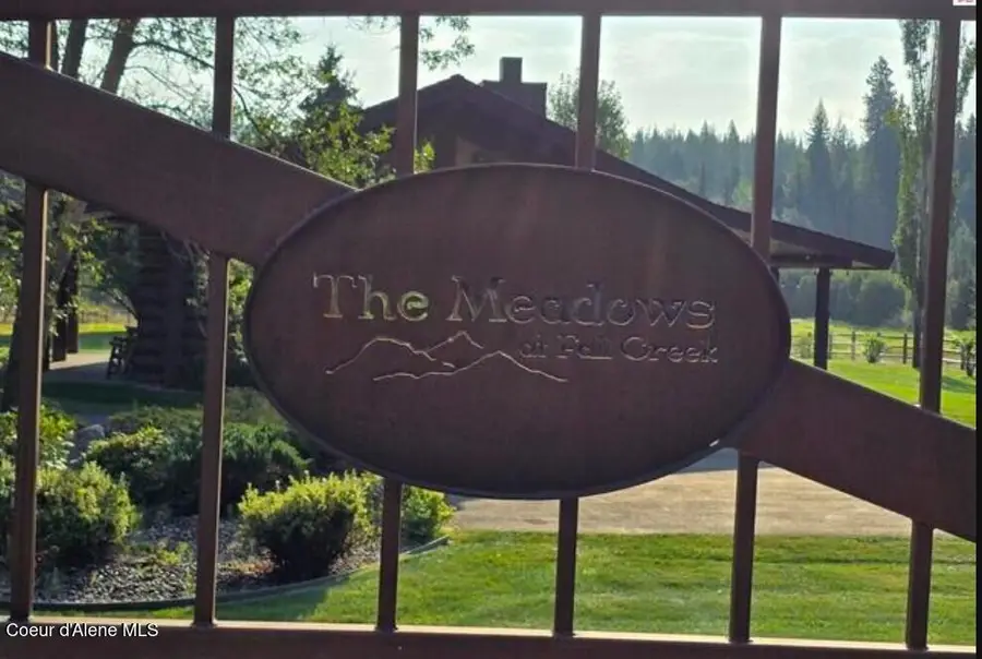 125 Ranch RD, Naples, ID 83847 - #3
