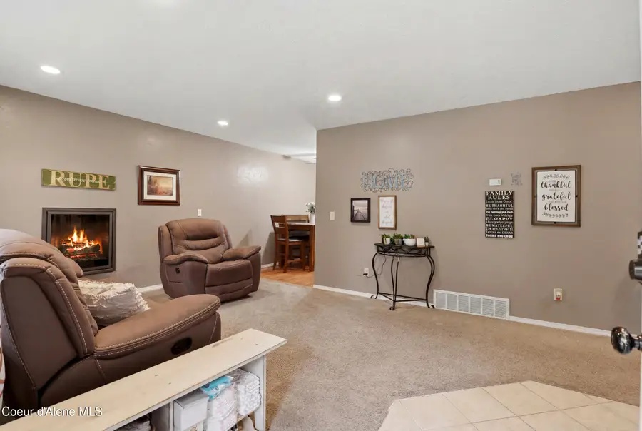 422 E 10th AVE, Post Falls, ID 83854 - #3