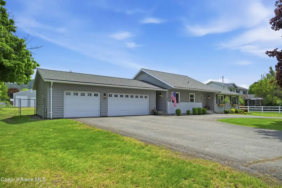 7464 N 4th Street, Dalton Gardens, ID 83815 - #2