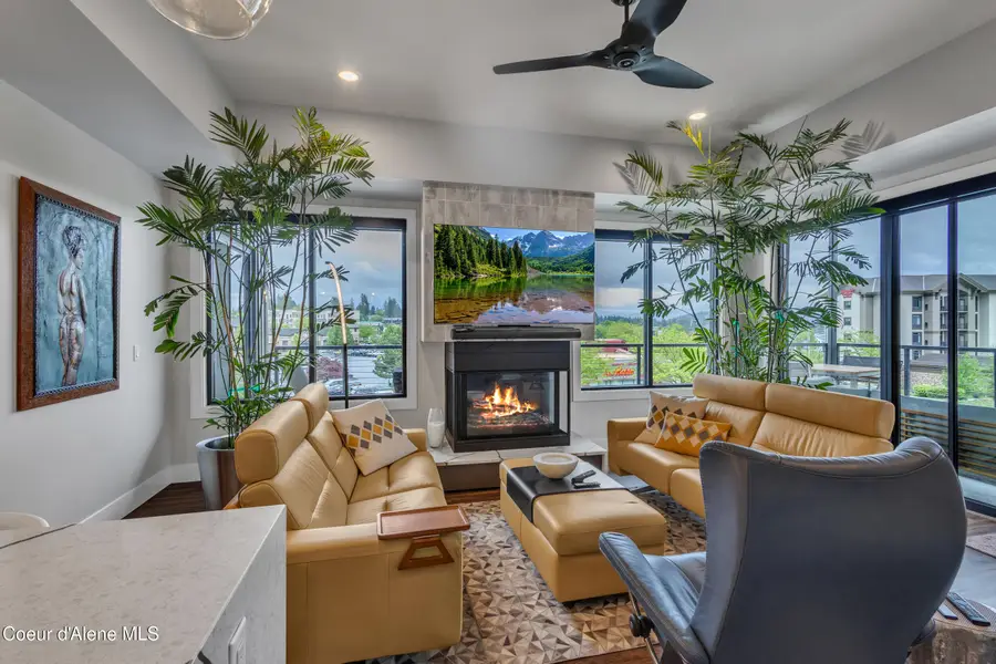 1579 W Riverstone DR #UNIT 304, Coeur Dalene, ID 83814 - #2