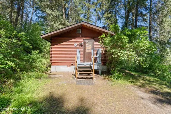 906 S Canal ST, Coeur d'Alene, ID 83814