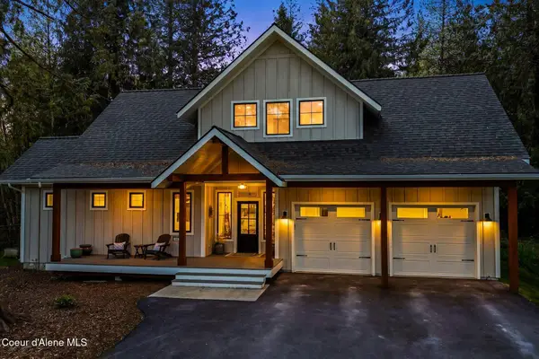 685 Railroad AVE, Dover, ID 83825