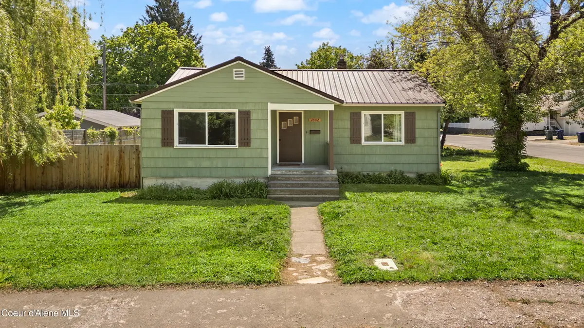 1002 E Montana Ave, Coeur Dalene, ID 83814 - #1