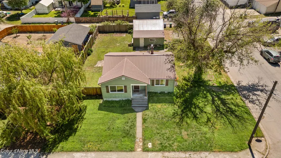 1002 E Montana Ave, Coeur Dalene, ID 83814 - #2