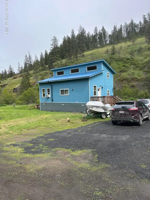 4870 Benewah Creek RD, St. Maries, ID 83861
