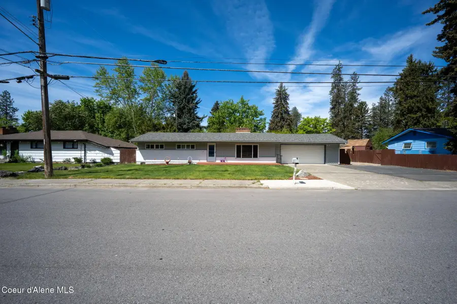 837 N 23rd St, Coeur Dalene, ID 83814 - #2