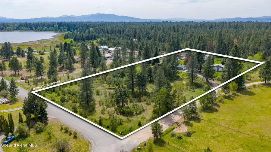 2087 E Glacier RD, Hayden, ID 83835 - #2
