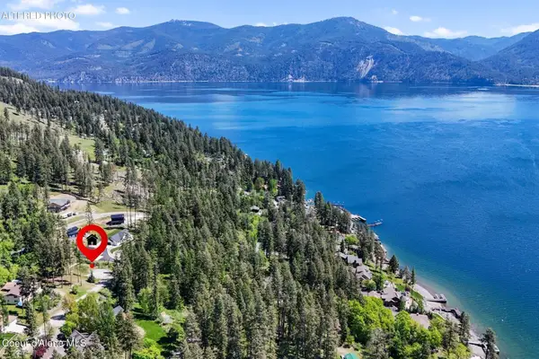 34599 N Terrace Dr, Bayview, ID 83803