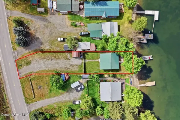 6927 W Maine ST, Spirit Lake, ID 83869