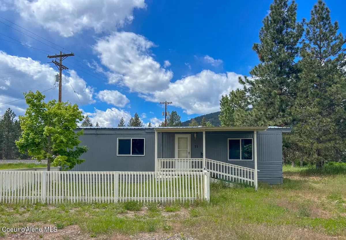 71 E Railroad ST, Moyie Springs, ID 83845 - #1