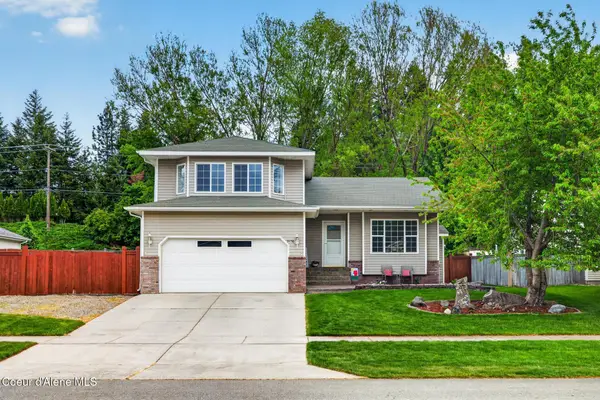 9158 N CASTLE WAY, Hayden, ID 83835