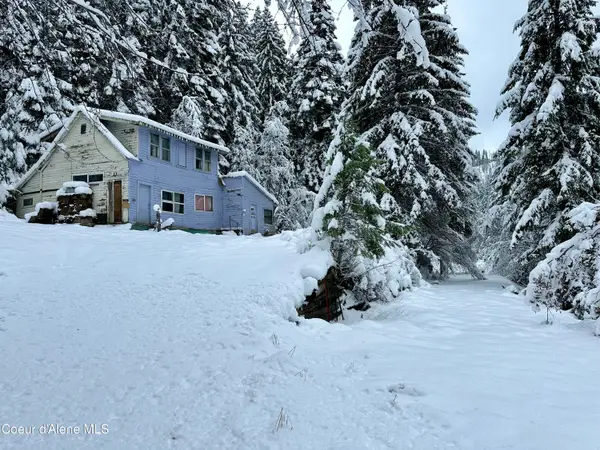 49 Lower Gem Hill RD, Wallace, ID 83873