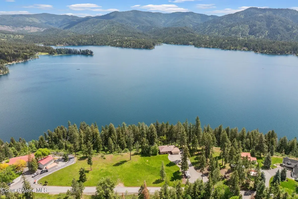 5977 E McMahon Rd, Hayden, ID 83835 - #1