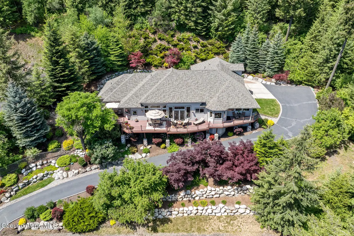 555 W Harbor View DR, Coeur Dalene, ID 83814 - #1