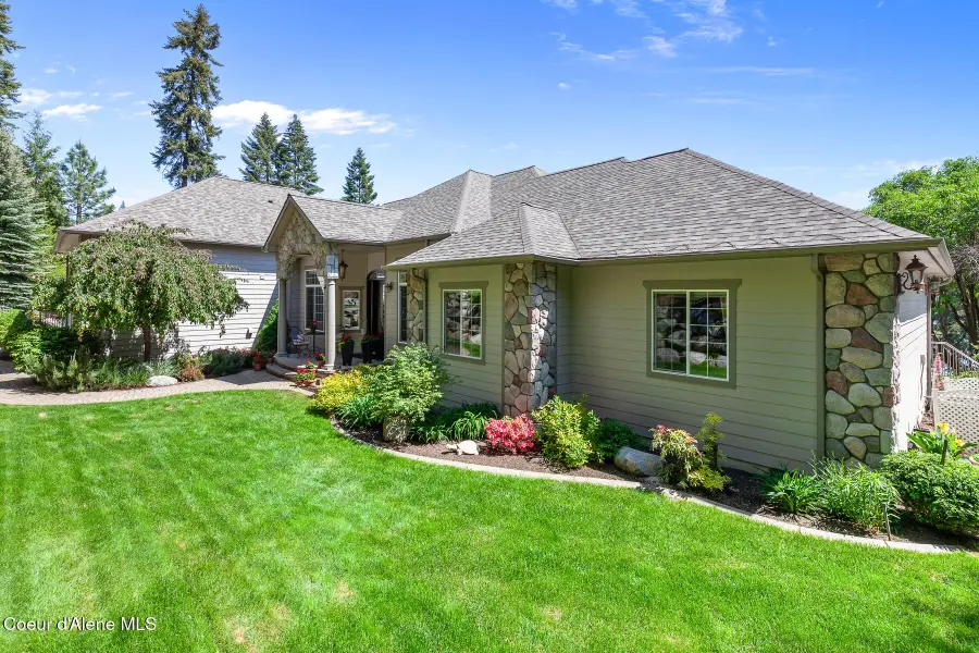 555 W Harbor View DR, Coeur Dalene, ID 83814 - #3