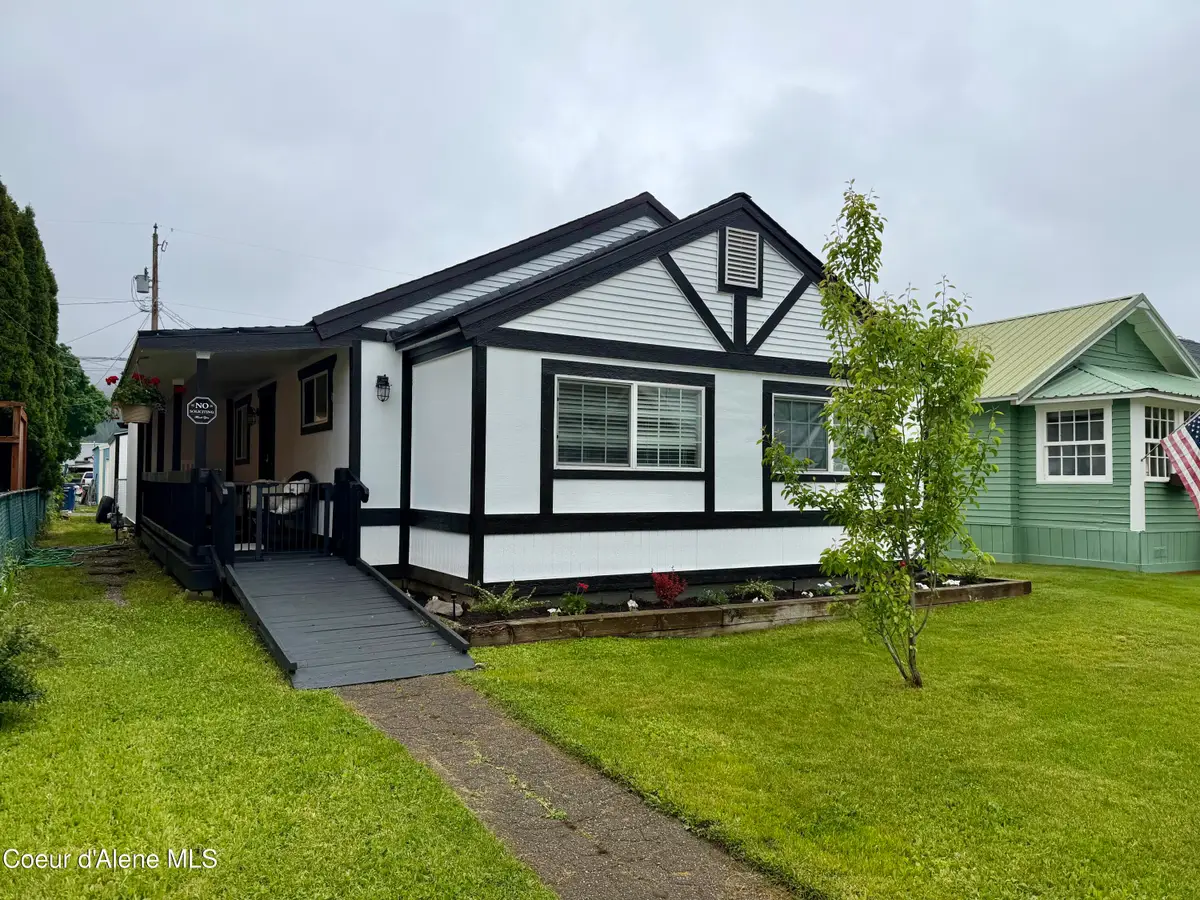 315 W Mullan Ave, Kellogg, ID 83837 - #1