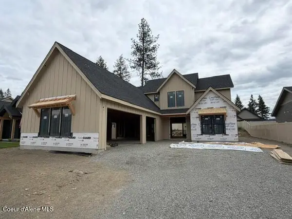 1202 E SLEEPING DEER AVE, Hayden, ID 83835