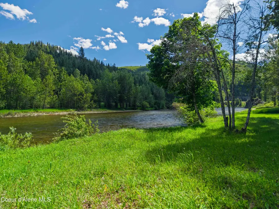 4 River RD, Calder, ID 83808 - #2