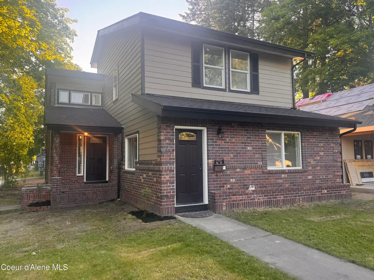 1001 N 6TH ST, Coeur Dalene, ID 83814 - #1