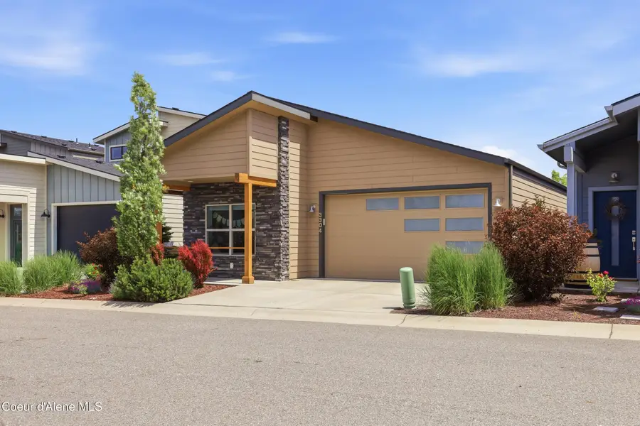 3304 N Rosalia RD, Coeur Dalene, ID 83814 - #3
