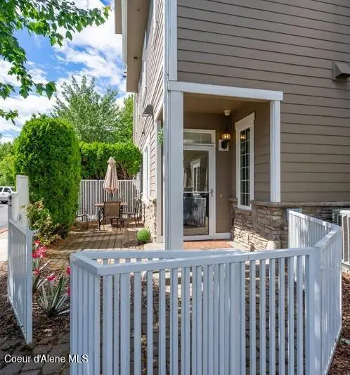 4450 W Greenchain Loop #7, Coeur d'Alene, ID 83814