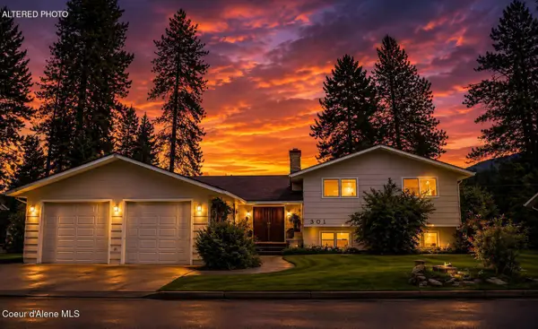 301 Woodland DR, Pinehurst, ID 83850