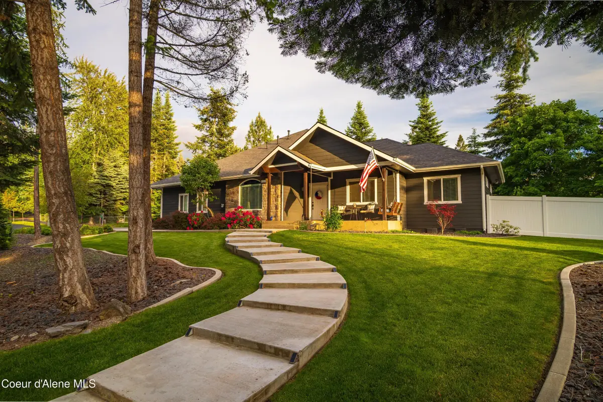 3110 E Lake Forest DR, Hayden Lake, ID 83835 - #1