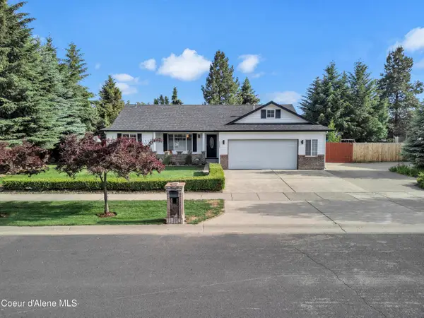 2082 E Greenleaf Ave, Coeur d'Alene, ID 83815