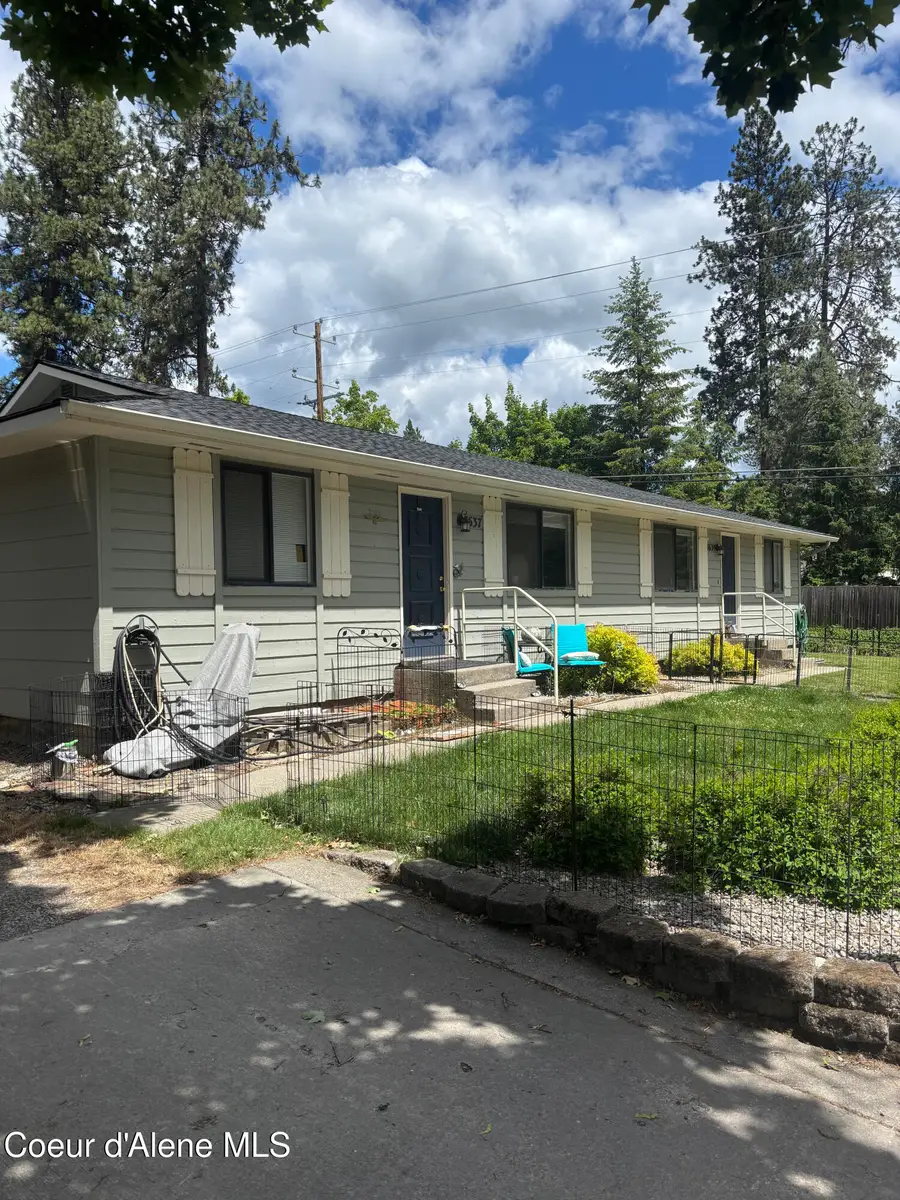 1637/1639 E STINER AVE, Coeur D Alene, ID 83815 - #2