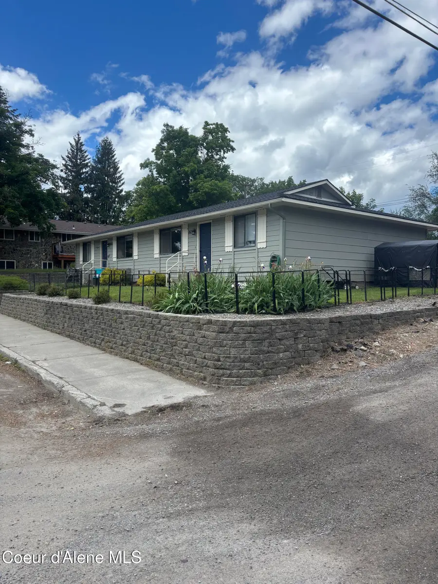 1637/1639 E STINER AVE, Coeur D Alene, ID 83815 - #3