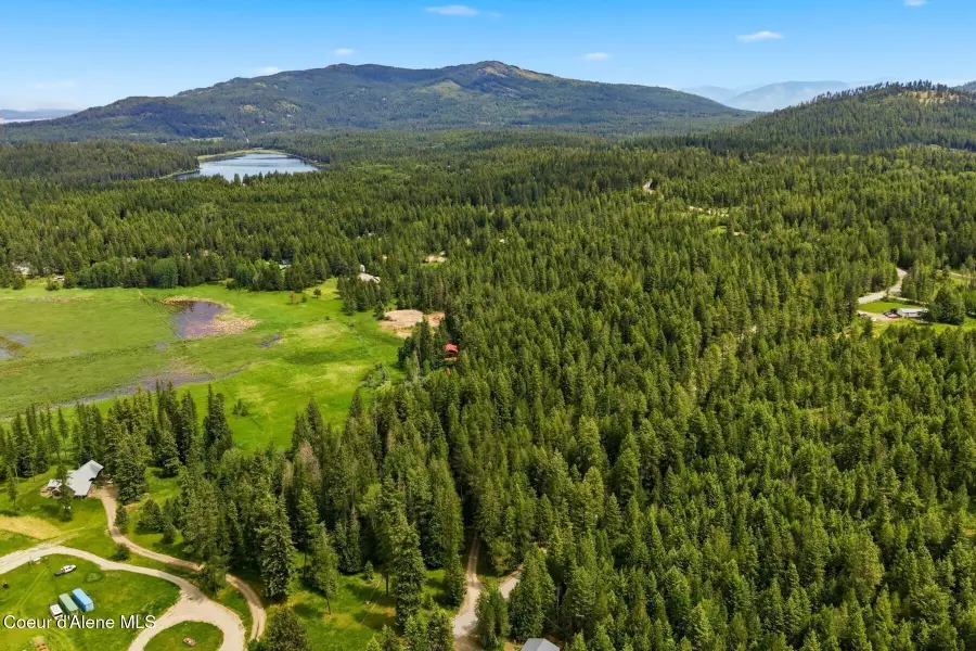 3037 E Dufort Rd, Sagle, ID 83860 - #2