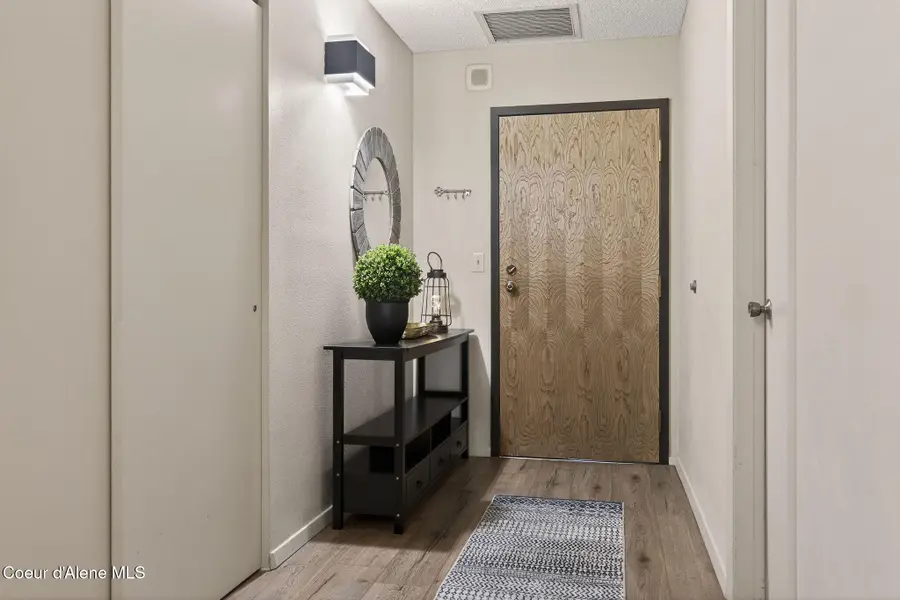 301 N 1st ST #APT 506, Coeur Dalene, ID 83814 - #3