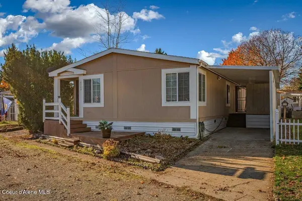 8509 N Sunny LN, Hayden, ID 83835