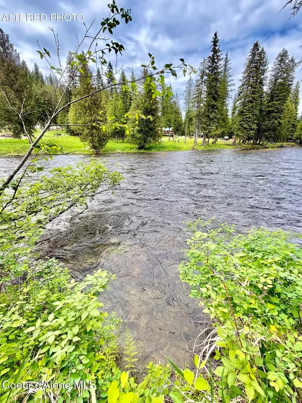 258 Welcome LN, Bonners Ferry, ID 83805