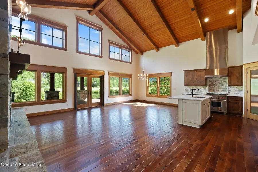 409 N Idaho Club Dr, Sandpoint, ID 83864 - #3