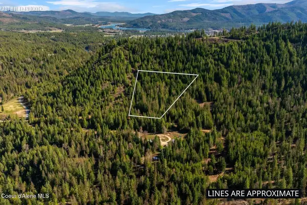 Lots 3 & 4 Cedar Acres, Priest River, ID 83856