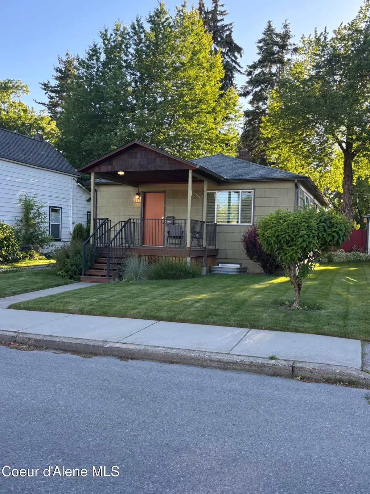 957 N 7th ST, Coeur Dalene, ID 83814 - #1