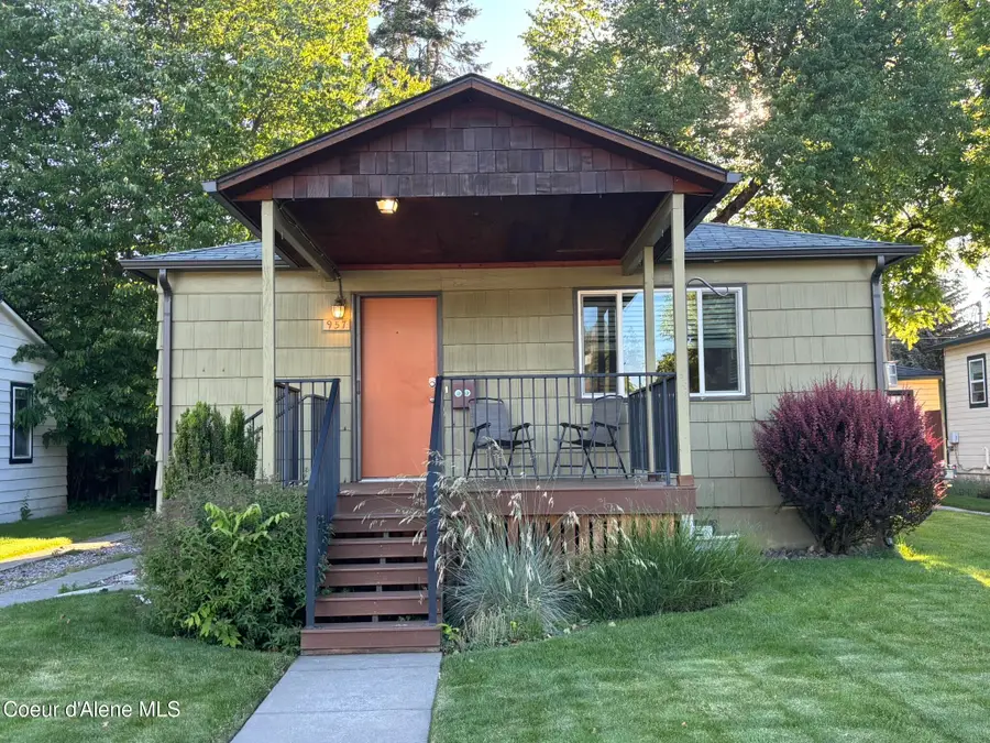 957 N 7th ST, Coeur Dalene, ID 83814 - #2
