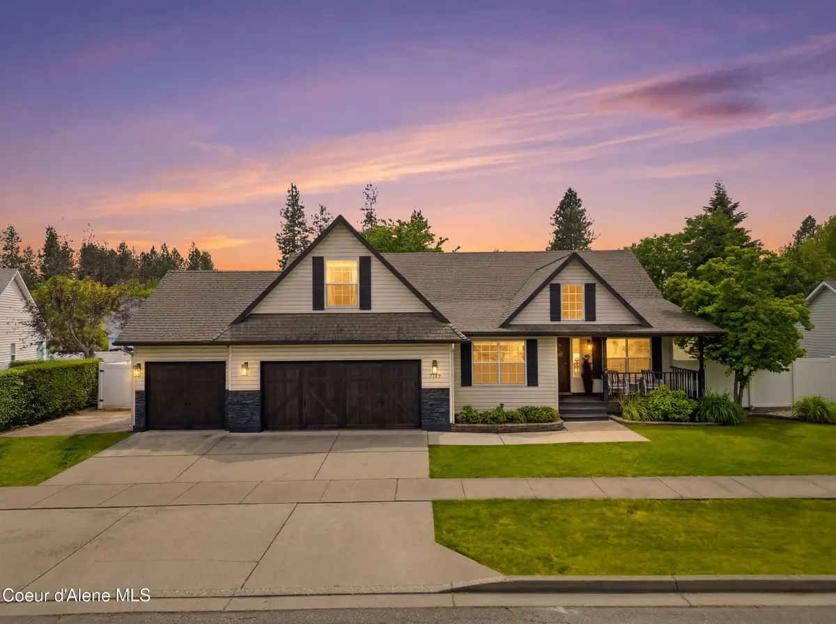 1202 W Bentwood LOOP, Coeur Dalene, ID 83815 - #1