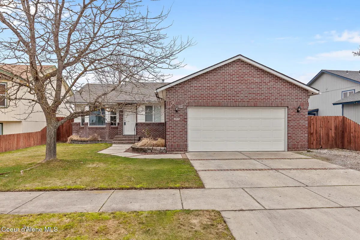 4042 N COUPLES DR, Coeur Dalene, ID 83815 - #1
