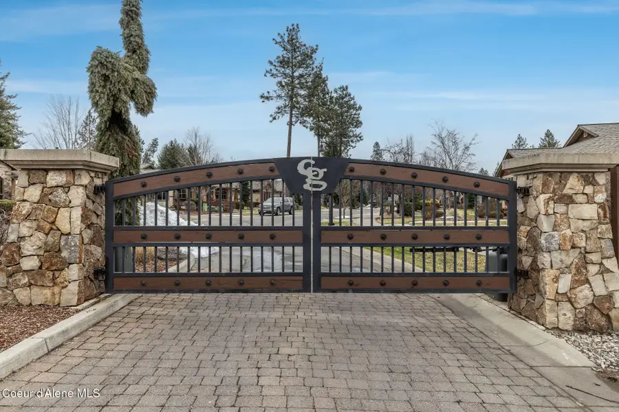 1182 W Grove WAY, Coeur Dalene, ID 83815 - #3