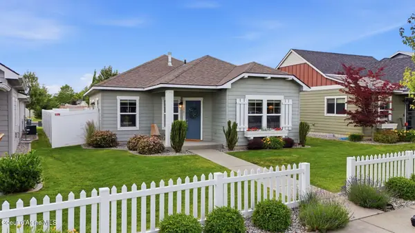 6581 N Descartes DR, Coeur d'Alene, ID 83815