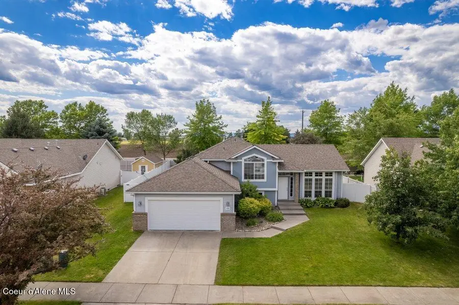 2806 W Blueberry CIR, Hayden, ID 83835 - #2