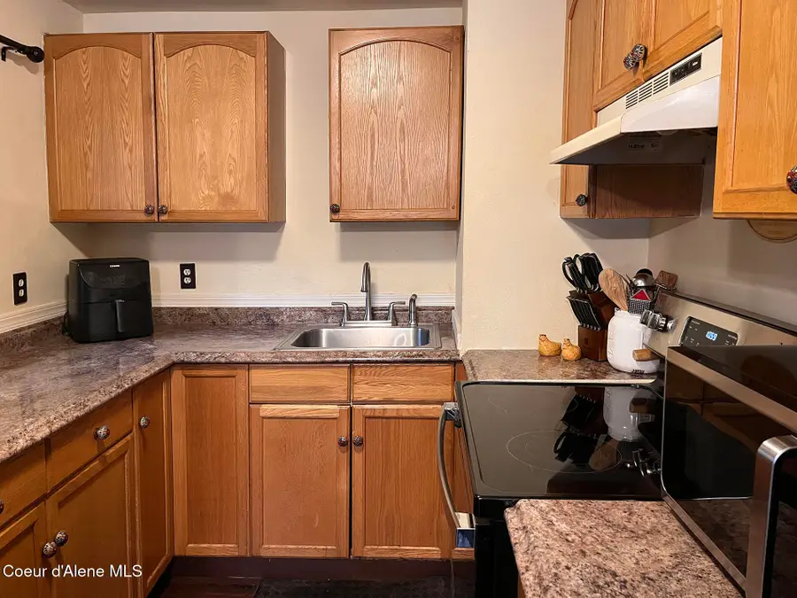 104 N Mill ST, Clark Fork, ID 83811 - #2