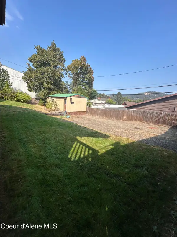 115 S 5th St, St. Maries, ID 83861