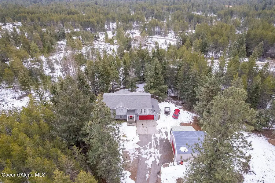 34517 N Hayden DR, Spirit Lake, ID 83869 - Image #2