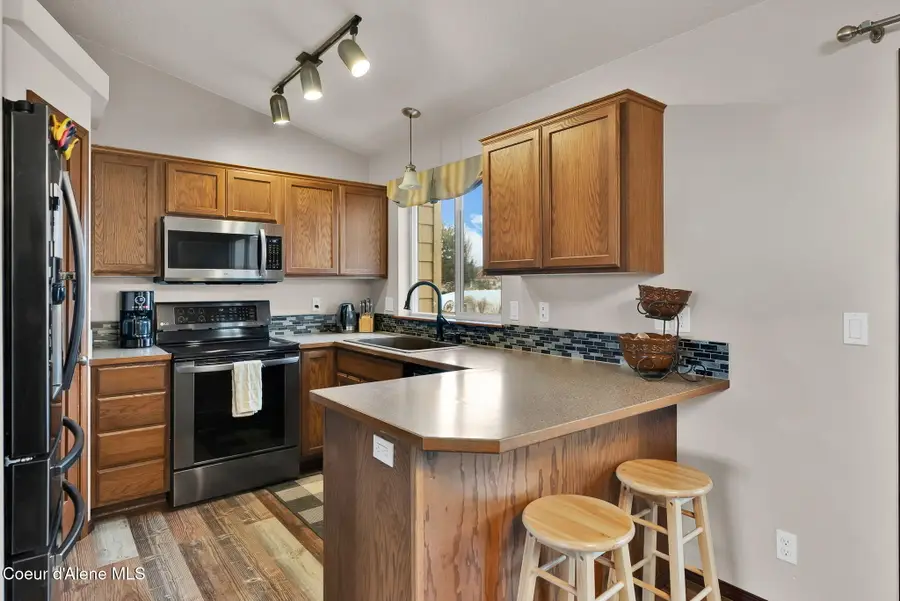 2118 N Teanaway DR, Post Falls, ID 83854 - #3