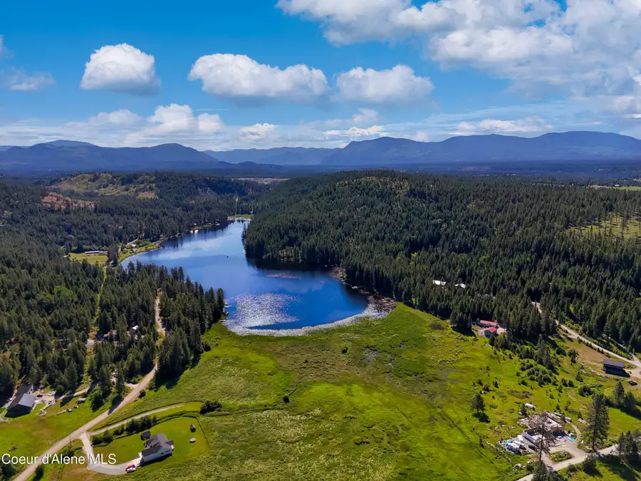 447 S Beaver Lake RD, Athol, ID 83801 - #2