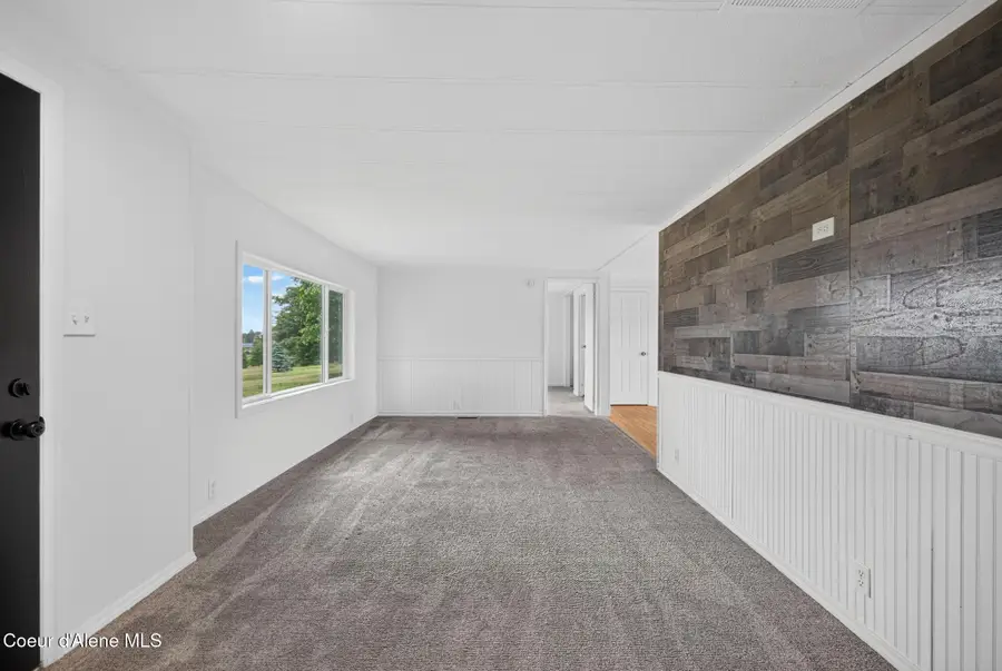 10215 E DAY MT SPOKANE RD, Mead, WA 99021 - #3