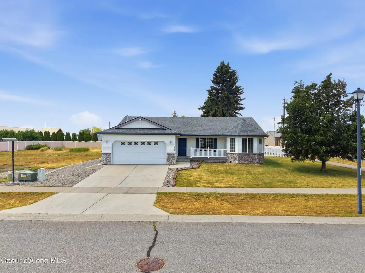 11926 N Stinson DR, Hayden, ID 83835 - #1